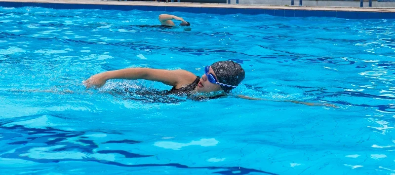 NATAÇÃO 14+  SEG/QUA/SEX - 21H